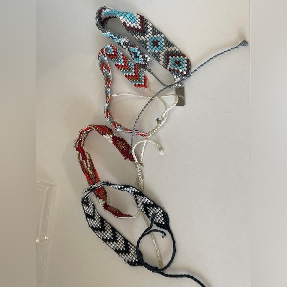 American Eagle Beaded Bracelets 4 pack - Picture 2 of 2